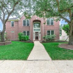 realtors in Pearland